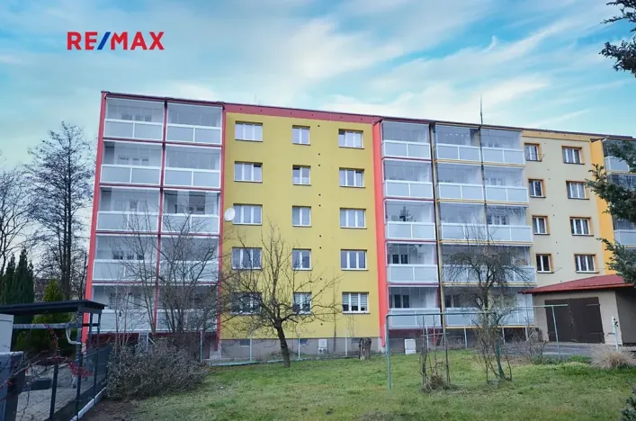 Prodej bytu 3+1, Karviná, tř. Těreškovové, 75 m2