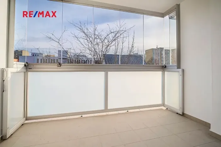 Prodej bytu 3+1, Karviná, tř. Těreškovové, 75 m2