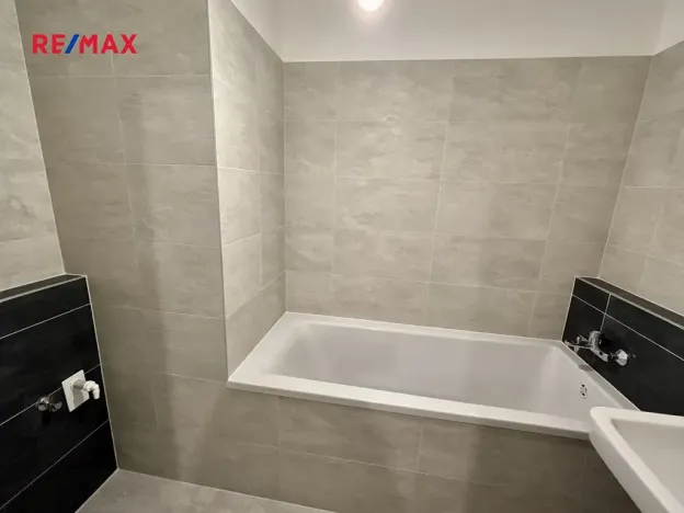 Prodej bytu 2+kk, Praha - Dolní Počernice, Černodolská, 64 m2