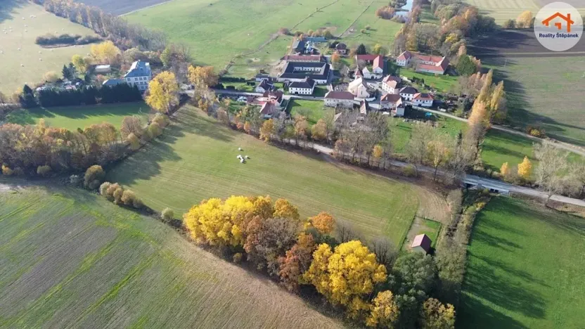 Prodej pozemku pro bydlení, Strýčice, 19527 m2