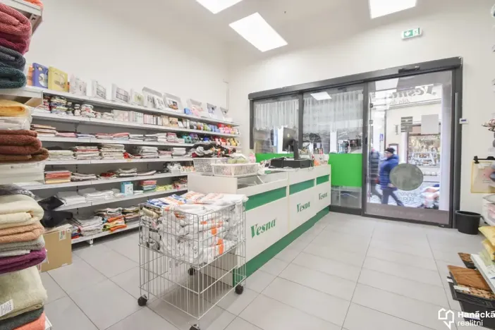 Pronájem obchodního prostoru, Olomouc, Pavelčákova, 112 m2