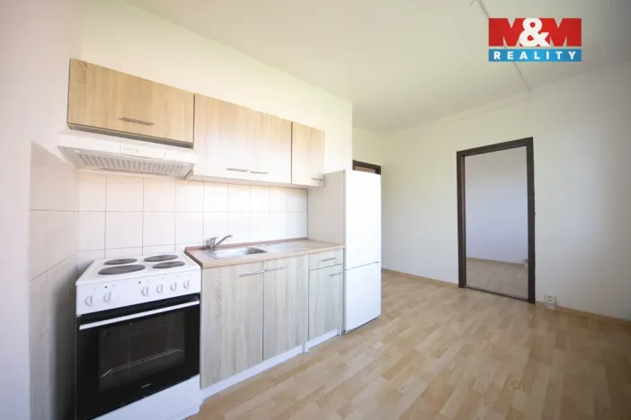 Prodej bytu 2+1, Děčín - Děčín V-Rozbělesy, Závodní, 43 m2