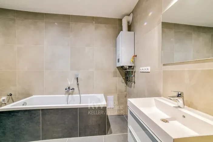 Pronájem bytu 3+kk, Cheb, 17. listopadu, 72 m2