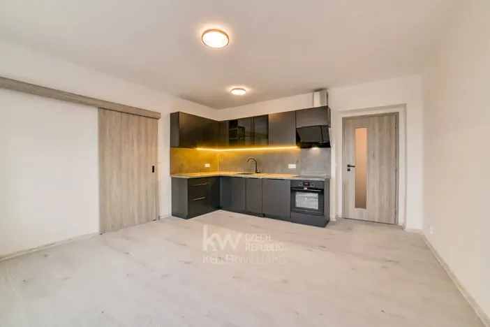 Pronájem bytu 3+kk, Cheb, 17. listopadu, 72 m2