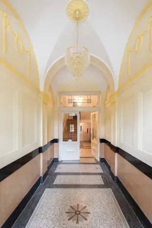 Prodej bytu 1+kk, Praha, Korunní, 24 m2