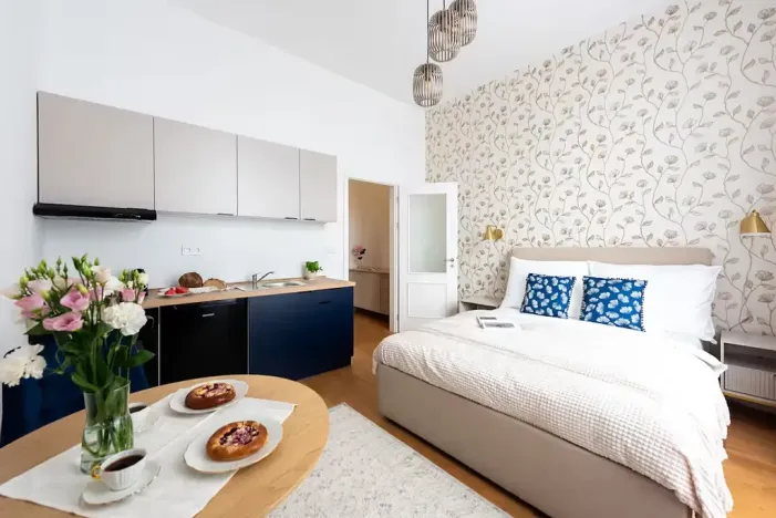 Prodej bytu 1+kk, Praha, Korunní, 29 m2