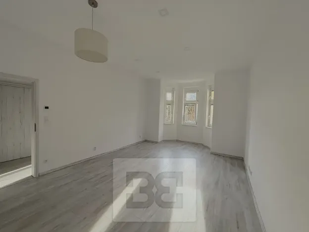 Pronájem bytu 2+kk, Praha - Košíře, Pod Kavalírkou, 53 m2