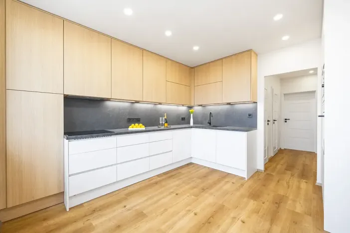 Prodej bytu 3+1, Praha - Černý Most, Vybíralova, 79 m2