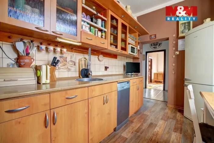 Prodej činžovního domu, Hostinné, Horská, 408 m2