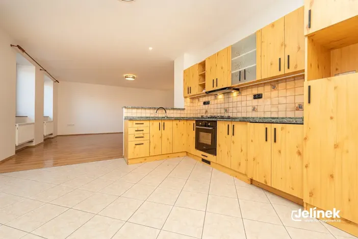 Pronájem bytu 5+kk, Polička, Nádražní, 160 m2