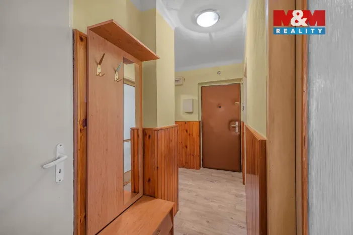 Prodej bytu 3+1, Čerčany, Družstevní, 58 m2