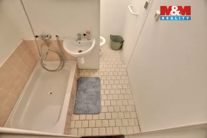 Pronájem bytu 1+kk, Hradec Králové - Nový Hradec Králové, Jana Masaryka, 35 m2