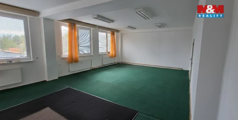 Pronájem kanceláře, Kestřany, 51 m2