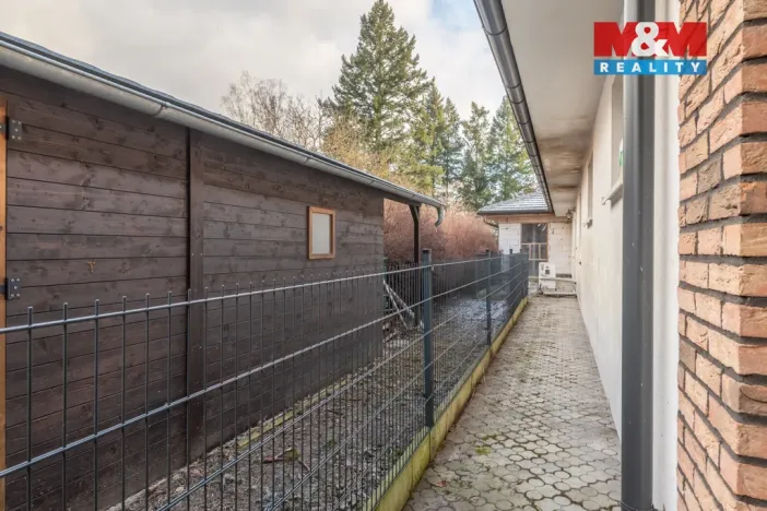 Prodej rodinného domu, Mokrovraty, 375 m2