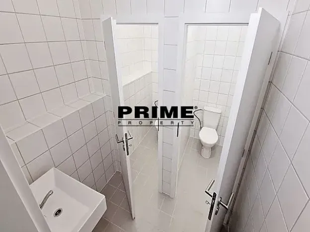 Pronájem kanceláře, Praha - Nové Město, Opletalova, 91 m2