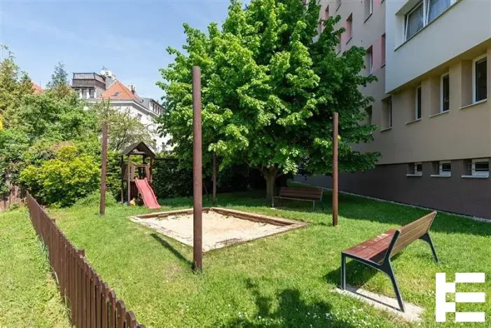 Pronájem bytu 3+1, Praha - Braník, Nad strouhou, 73 m2