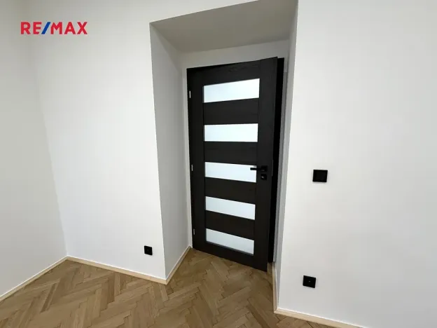 Pronájem bytu 3+kk, Praha - Vinohrady, náměstí Jiřího z Lobkovic, 86 m2