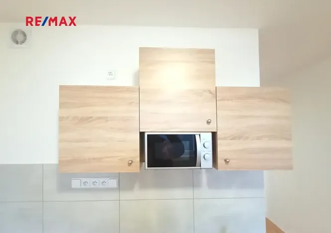 Pronájem bytu 1+kk, Lubná, 19 m2