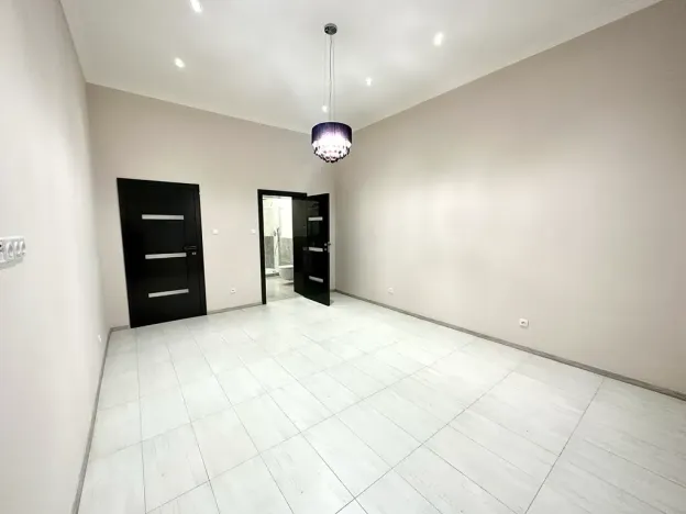 Prodej bytu 4+1, Karlovy Vary, Vřídelní, 160 m2