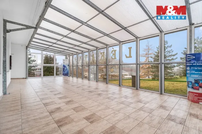 Pronájem komerční nemovitosti, Ústí nad Labem - Severní Terasa, Šrámkova, 181 m2
