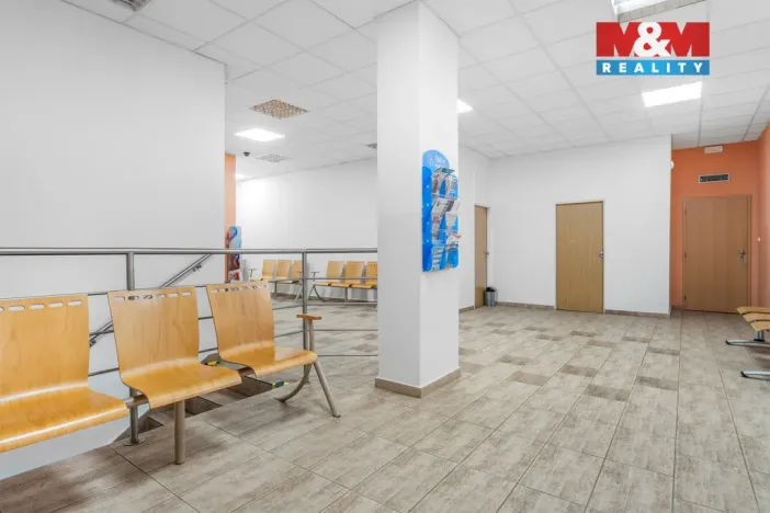 Pronájem komerční nemovitosti, Ústí nad Labem - Severní Terasa, Šrámkova, 32 m2