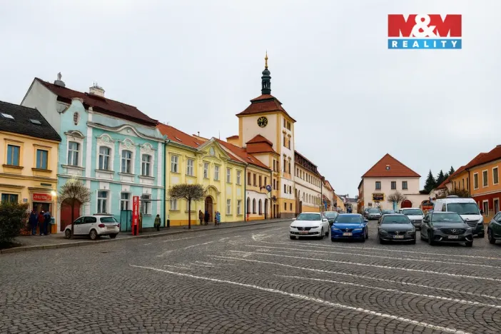 Pronájem restaurace, Jílové u Prahy, Masarykovo náměstí, 68 m2