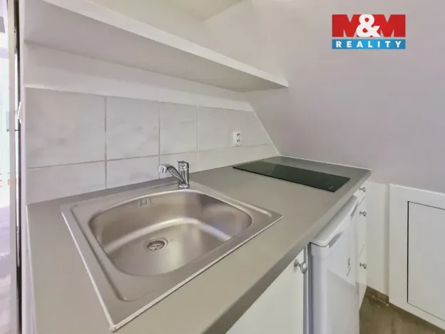 Prodej bytu 1+kk, Beroun - Beroun-Centrum, Havlíčkova, 30 m2