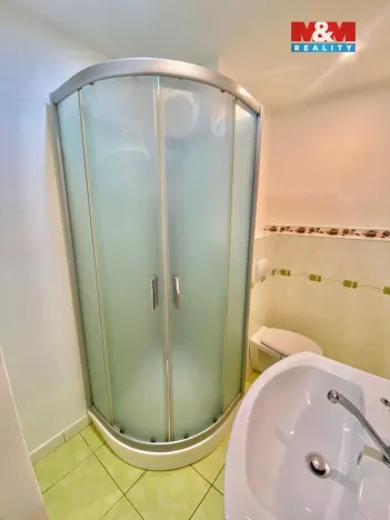 Pronájem bytu 1+1, Děčín - Děčín XXVII-Březiny, Kosmonautů, 35 m2