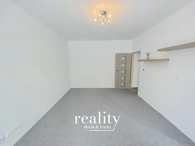 Pronájem bytu 1+1, Znojmo, Čermákova, 37 m2