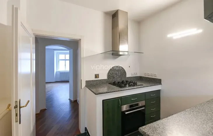 Pronájem bytu 4+1, Praha - Malá Strana, Vlašská, 170 m2