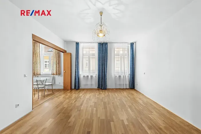 Pronájem bytu 3+1, Praha - Holešovice, Umělecká, 93 m2