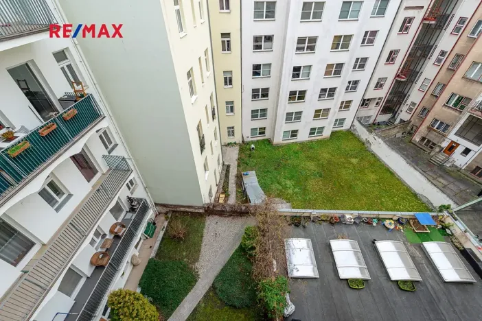 Pronájem bytu 3+1, Praha - Holešovice, Umělecká, 93 m2