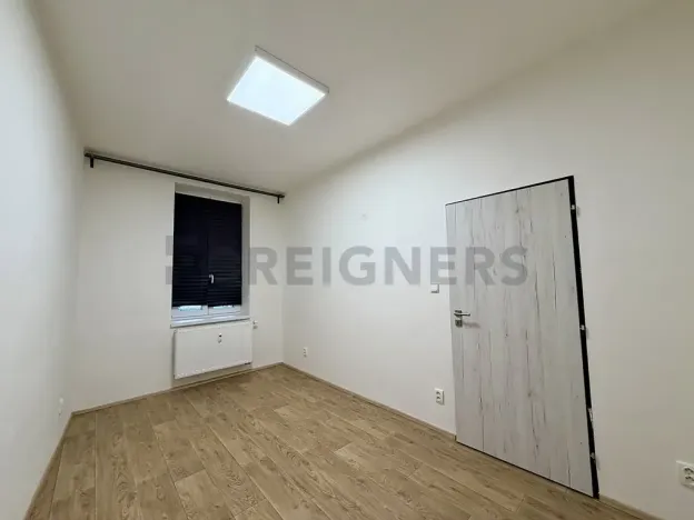 Pronájem bytu 2+kk, Brno, Bratislavská, 56 m2