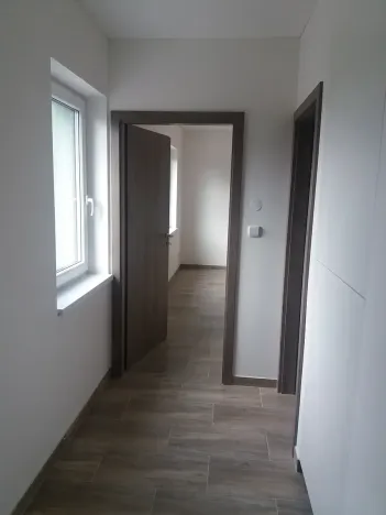 Pronájem bytu 1+kk, Neratovice, Byškovická, 35 m2