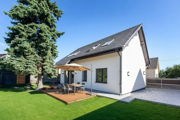 Prodej rodinného domu, Veleň, Na růžku, 130 m2