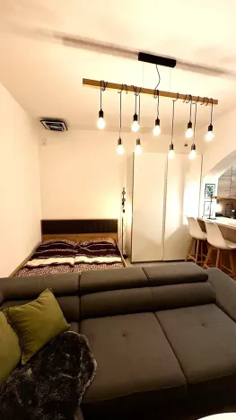 Pronájem bytu 1+kk, Praha - Libeň, Konšelská, 34 m2