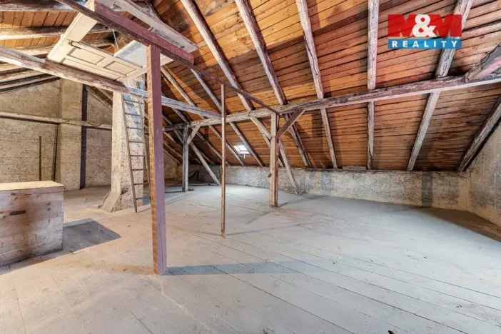 Prodej rodinného domu, Ústí nad Labem - Krásné Březno, Svádovská, 200 m2