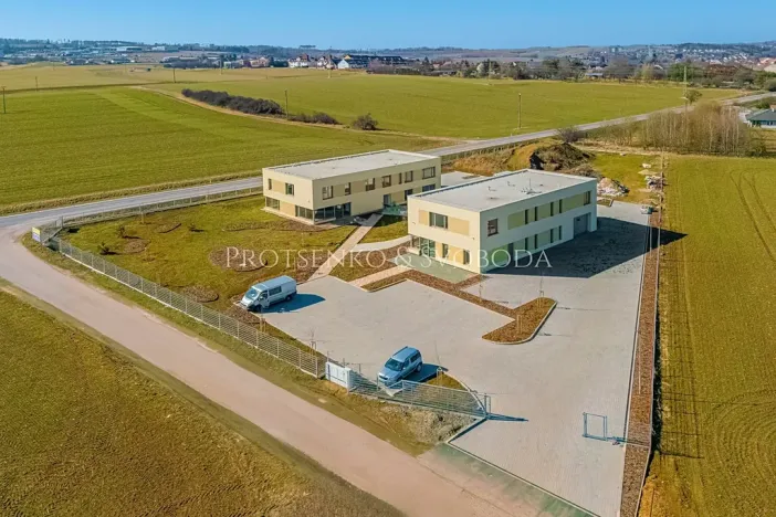Pronájem kanceláře, Velká Bíteš, 270 m2