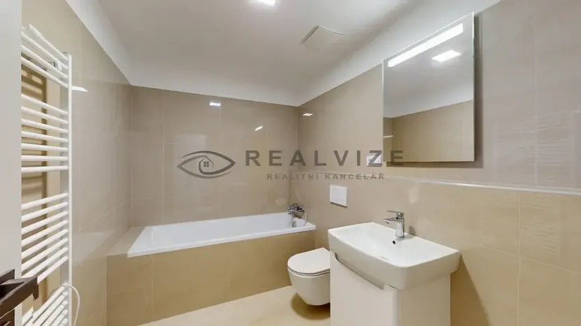 Pronájem bytu 1+kk, České Budějovice, Puklicova, 38 m2