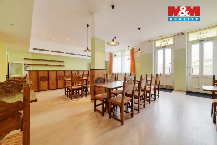 Prodej obchodního prostoru, Mariánské Lázně, Masarykova, 101 m2