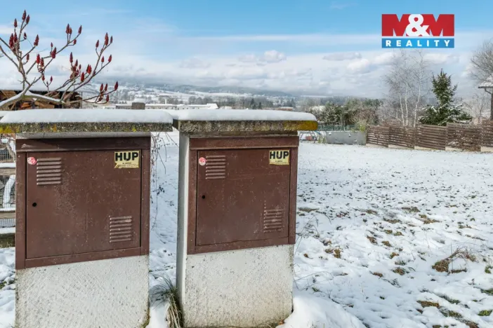 Prodej pozemku pro bydlení, Lipí, 1750 m2