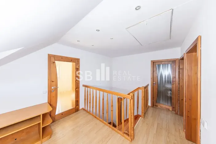 Prodej rodinného domu, Borová, 230 m2