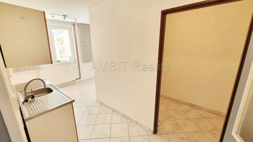 Pronájem kanceláře, Praha - Řepy, Žalanského, 63 m2