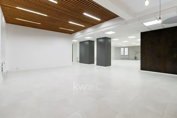 Pronájem obchodního prostoru, Tábor, Berlínská, 1073 m2