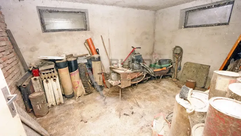 Prodej podílu rodinného domu, Zeleneč, Kasalova, 285 m2