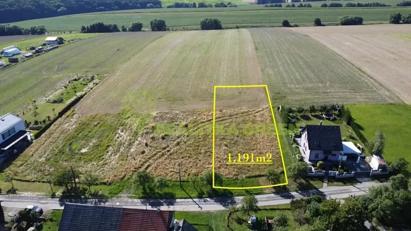 Prodej pozemku pro bydlení, Ostrata, 1191 m2