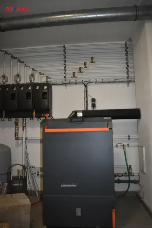 Prodej rodinného domu, Vyskytná nad Jihlavou, 440 m2