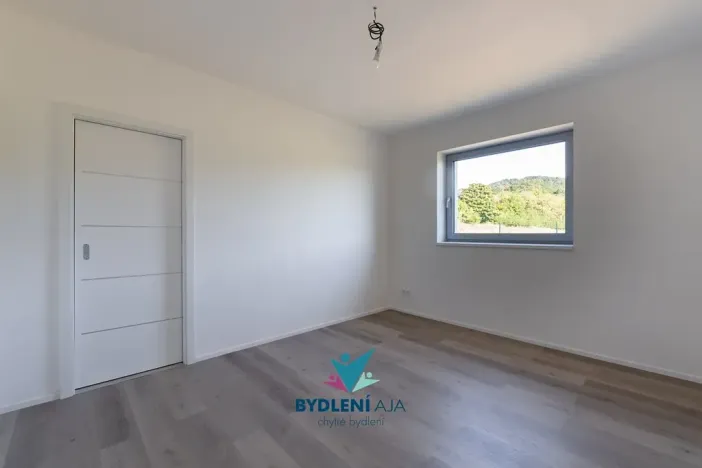 Prodej rodinného domu, Dubí, V Aleji, 206 m2