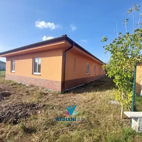 Prodej rodinného domu, Srbice, 180 m2