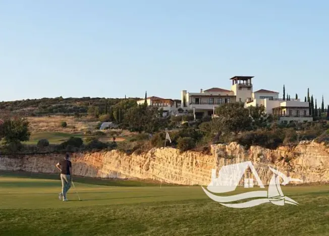 Prodej bytu 2+kk, Pafos, Kypr, 65 m2